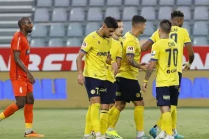 ΑΕΛ-Καρμιώτισσα: Φινάλε με 7 γκολ και... γαλαζοκίτρινη νίκη