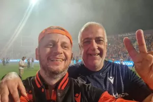 ΦΩΤΟΣ με την... κούπα και όχι μόνο