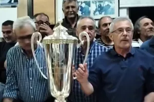 "Μόνο ΑΠΟΕΛ" από τους παλαίμαχους (βίντεο)