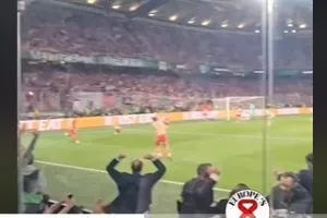 (ΒΙΝΤΕΟ) Το ΧΡΥΣΟ γκολ του Ελ Κααμπί από την κερκίδα!