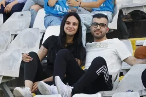 (ΦΩΤΟΣ) Ατμόσφαιρα από τους Παφίτες 
