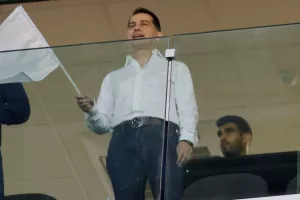 Περιμένουν από Κίρζη...
