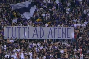 Έστειλαν μήνυμα για τον τελικό οι οπαδοί της Φιορεντίνα: «Όλοι στην Αθήνα!» 
