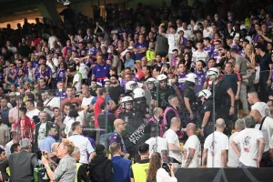 Ένταση στην OPAP Arena στο φινάλε του α' μέρους!