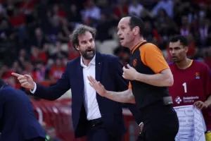 Γκριμάου: «Ήταν καλύτερος ο Ολυμπιακός»
