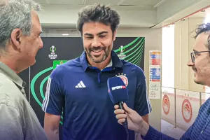  "Δεν σκέφτομαι τι έχω καταφέρει στο παρελθόν, αλλά να γράψω ιστορία με τον Ολυμπιακό"
