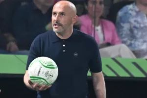 Ιταλιάνο: "Δεν αξίζαμε να χάσουμε, λυπάμαι που είδα τους παίκτες μου να κλαίνε"