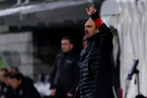«Στην λίστα της Χιμπέρνιαν ο Μιχάλης Βαλκάνης»