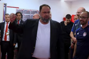  Η πωρωτική ομιλία του Μαρινάκη μετά την πρόκριση στον τελικό του Conference
