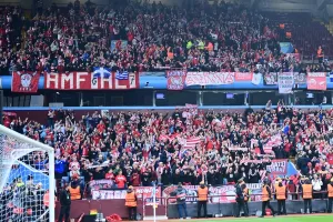 Ολυμπιακός προς τον κόσμο: "Μαζί μπορούμε τα πάντα, ευχαριστούμε για την απίστευτη στήριξη"