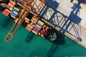 Πειραιάς: Τα κοντέινερ με γαρίδες «έκρυβαν» 320 κιλά κοκαΐνης