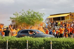 Από πολύ νωρίς... στο ΓΣΠ οι ΑΠΟΕΛίστες (βίντεο/Φώτος)