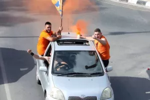 Πορτοκαλί... αυτοκίνητα