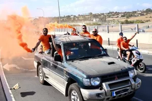 (ΒΙΝΤΕΟ Kerkida/Φώτος) Στο ΓΣΠ με πορεία οι οργανωμένοι
