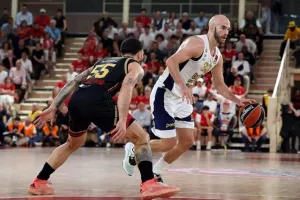 Οι κορυφαίες φάσεις των playoffs με… φουλ «αιώνιους» και Καλάθη