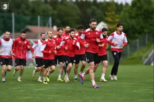 Οι δικοί μας... τρέχουν! (ΑΠΟΕΛίστας, ΑΡΗανός και...)