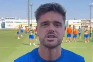 (BINTEO) Έφθασε και έστειλε το πρώτο "γαλαζοκίτρινο" μήνυμα ο Quintillà