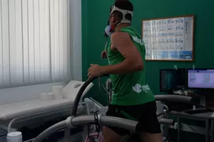 (Φώτος) “Let's get it started”