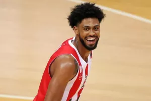 Στην Ελλάδα για τον Ολυμπιακό ο Ντόρσεϊ