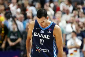 Νοκ άουτ για το Προολυμπιακό ο Σλούκας!