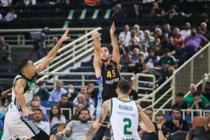 Θέλει να "δέσει" τον Μπλατ