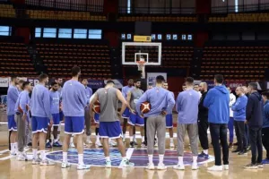 Απόψε, με Μαυροβούνιο η Ελλάδα