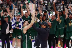 The King is Back: 12 λεπτά πράσινης απόλαυσης με το 7ο αστέρι του Παναθηναϊκού στο Βερολίνο (βίντεο)