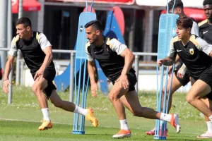 Tα νέα της ΑΕΚ στην τελευταία της προπόνηση στην Ολλανδία