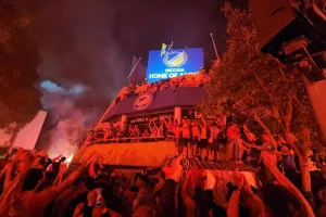 32 ΜΑΙΟΥ!
