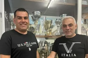 Στον πάγκο... ο Θεοδώρου