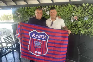 DEAL με Αντωνίου