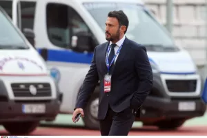 Πυρά... κατά Καρυπίδη: "Πούλα και φύγε!"