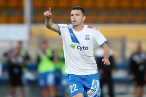 ΕΔΩ... Luka Stojanović