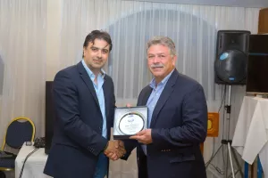 "Ο κύριος Ντίνος έχει γράψει την δική του ιστορία στην Apollon Ladies"