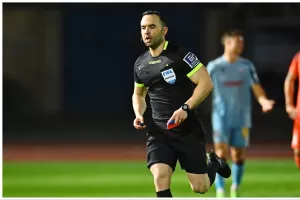 Σφυρίζει ο Αργυρού…   