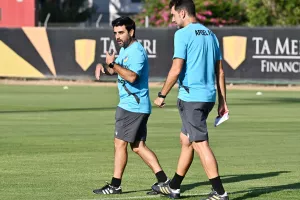 (ΦΩΤΟΣ- ΑΠΟΕΛ) Δράση... από τον Αρχάγγελο 