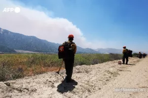 (Φώτο/βίντεο) Δασική πυρκαγιά έχει κάψει πάνω από 48.000 στρέμματα στην Καλιφόρνια