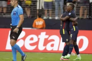 Ισημερινός-Τζαμάικα 3-1: Πήρε νίκη μισή πρόκριση 