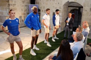 Η παρουσίαση της νέας εμφάνισης της Εθνικής μας ομάδας (φώτος)