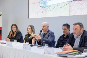 Λάρνακα: Παρουσιάστηκε η δημιουργία της Πρότυπης Αθλητικής Βιβλιοθήκης «ΑΘΛΕΙΝ»