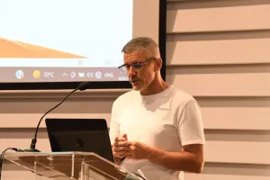 Η παρουσίαση των ακαδημιών της Καρμιώτισσας (φωτός)