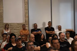 Η παρουσίαση των ακαδημιών της Καρμιώτισσας (φωτός)