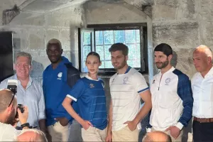 Οι νέες εμφανίσεις της Εθνικής (Φώτος)