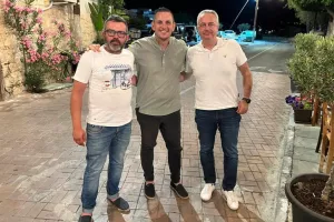 Δυνατή… τριάδα!