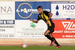 Ενίσχυση με Camilo Saiz