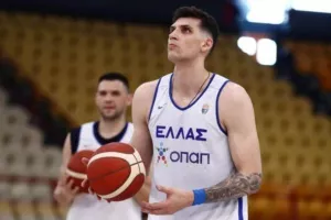Mήτογλου: "Στόχος μας είναι να κάνουμε περήφανη την Ελλάδα - Δεν υπάρχει πίεση"