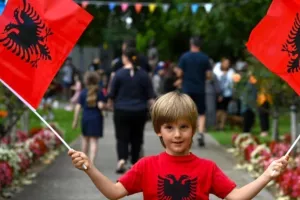 Η Αλβανία είδε τον πληθυσμό της να μειώνεται κατά 420.000 κατοίκους σε 13 χρόνια