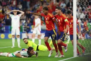 Ισπανία-Ιταλία: Kυριαρχία, πρωτιά και... πρόκριση στη νοκ-άουτ φάση