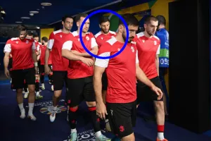 Βασικός... ξανά ο Ντβάλι!