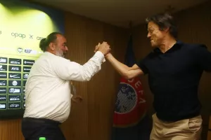 Ο Ηλιόπουλος δεν δίστασε να "παρκάρει" ένα εκατ. ευρώ για το χατίρι του Αλμέιδα
